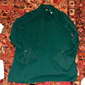 Dorothy Perkins green blouse